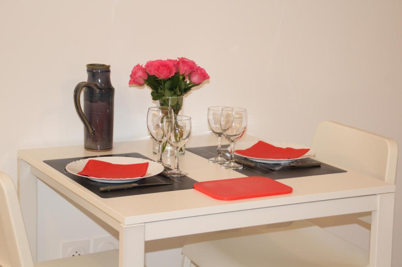 Appartement Tout Equipe, Cosy Сен-Дени Экстерьер фото